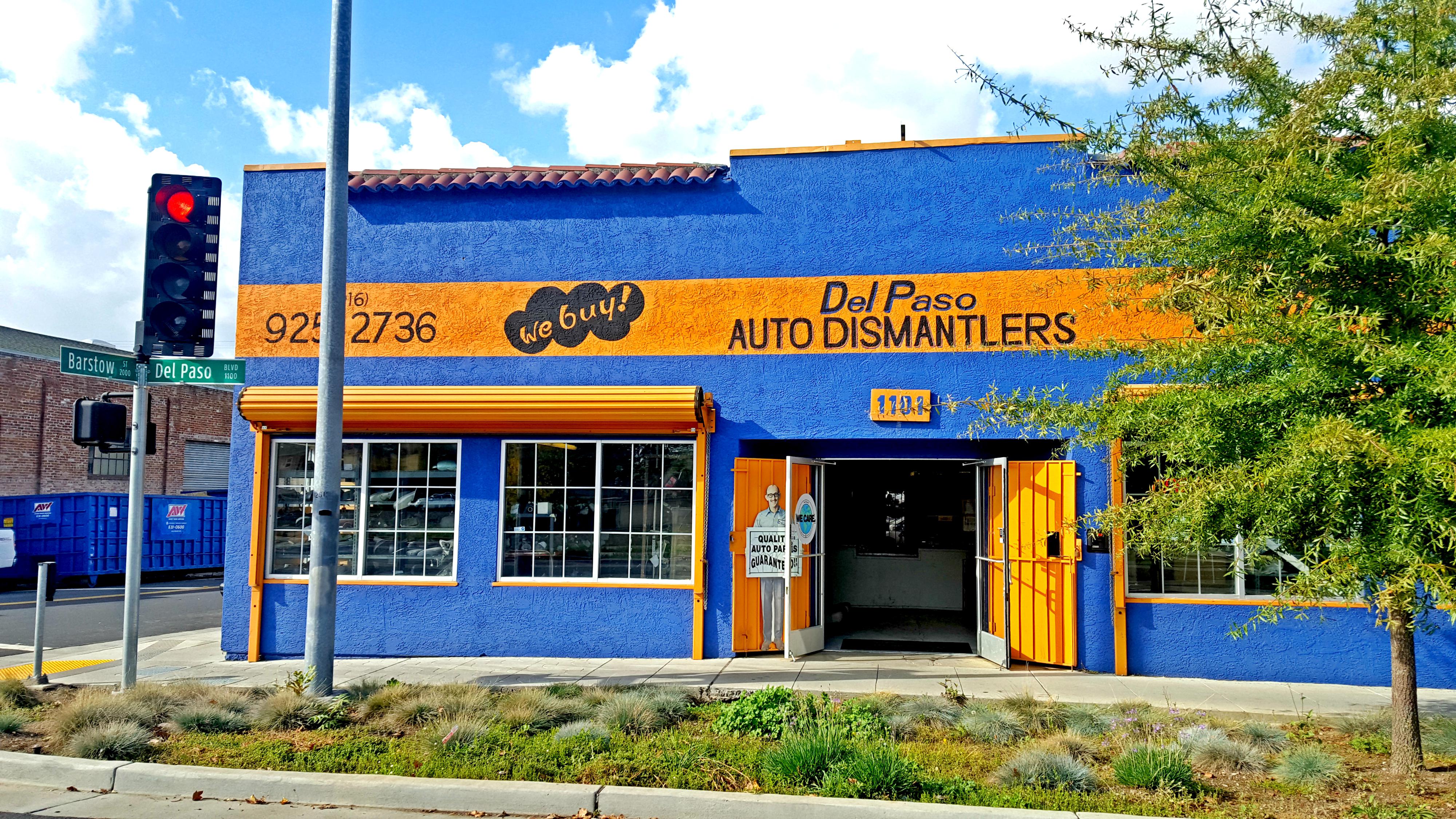 Del Paso Auto Dismantlers  Logo
