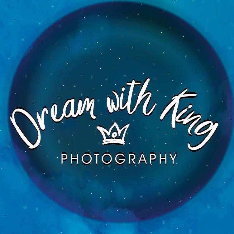 dream with king photography Logo
