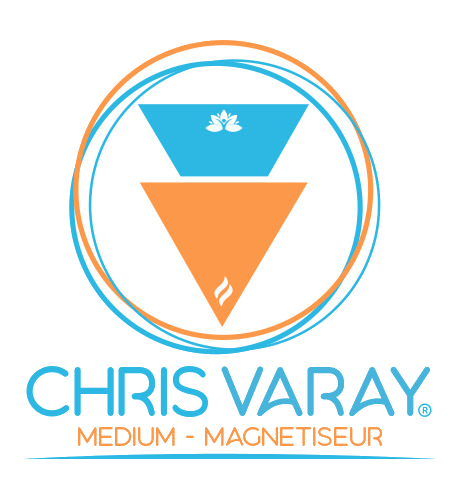 Chris Varay Médium Logo