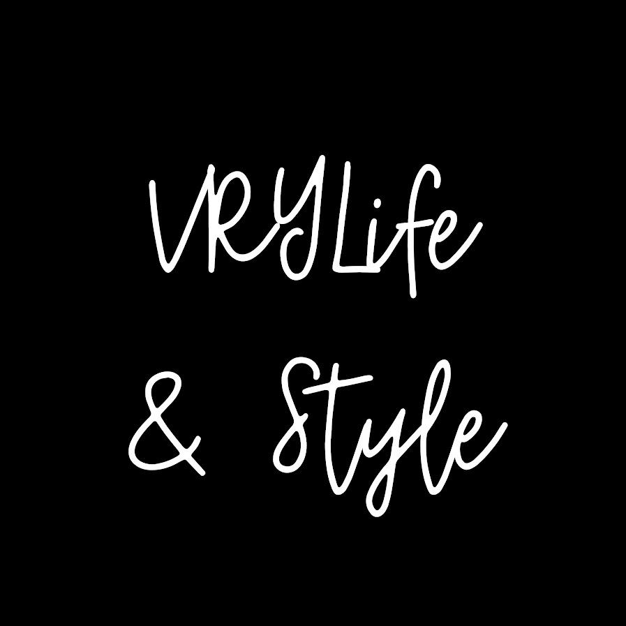VRYLIFE and Style Logo